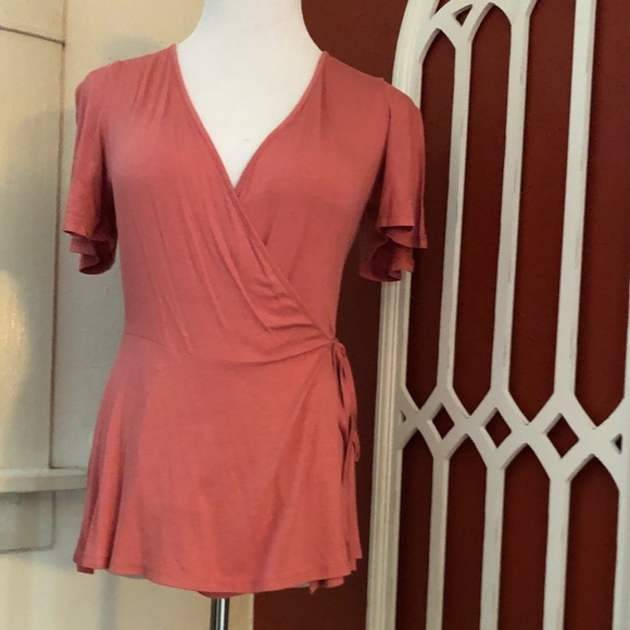 Wrap top - Picture 2 of 9